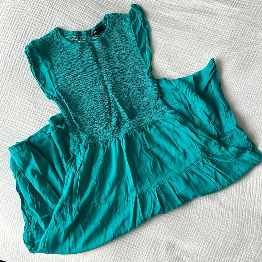 NEW • Flutter Sleeve Smocked Waist Midi Dress • Women’s Medium in Color Peacock🍉 - Picture 4 of 15